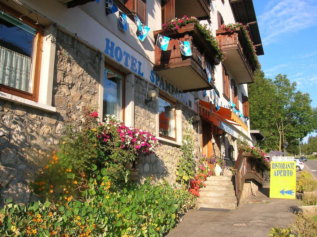 Hotel Spampatti Castione della Presolana Exterior photo